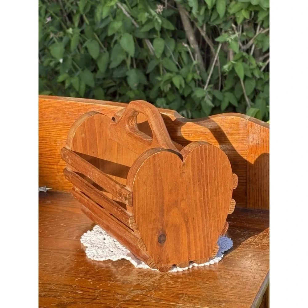 Vintage Wooden Basket With Heart Sides 9